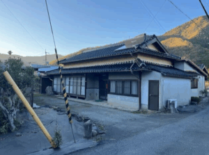 山崎町岸田戸建て